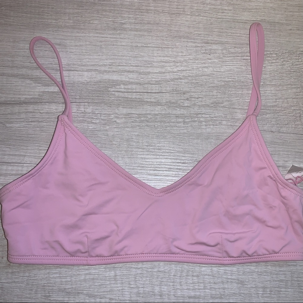 ✨3 FOR $10✨ Full Tilt Bikini Top